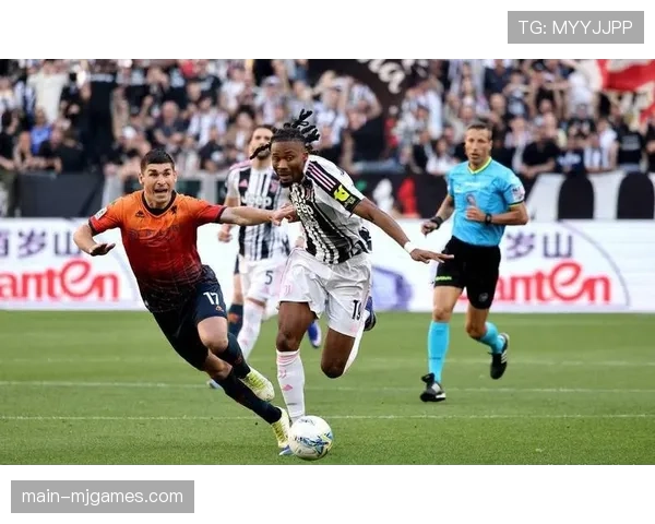 尤文图斯对阵博洛尼亚，斑马军团争夺欧冠席位关键战